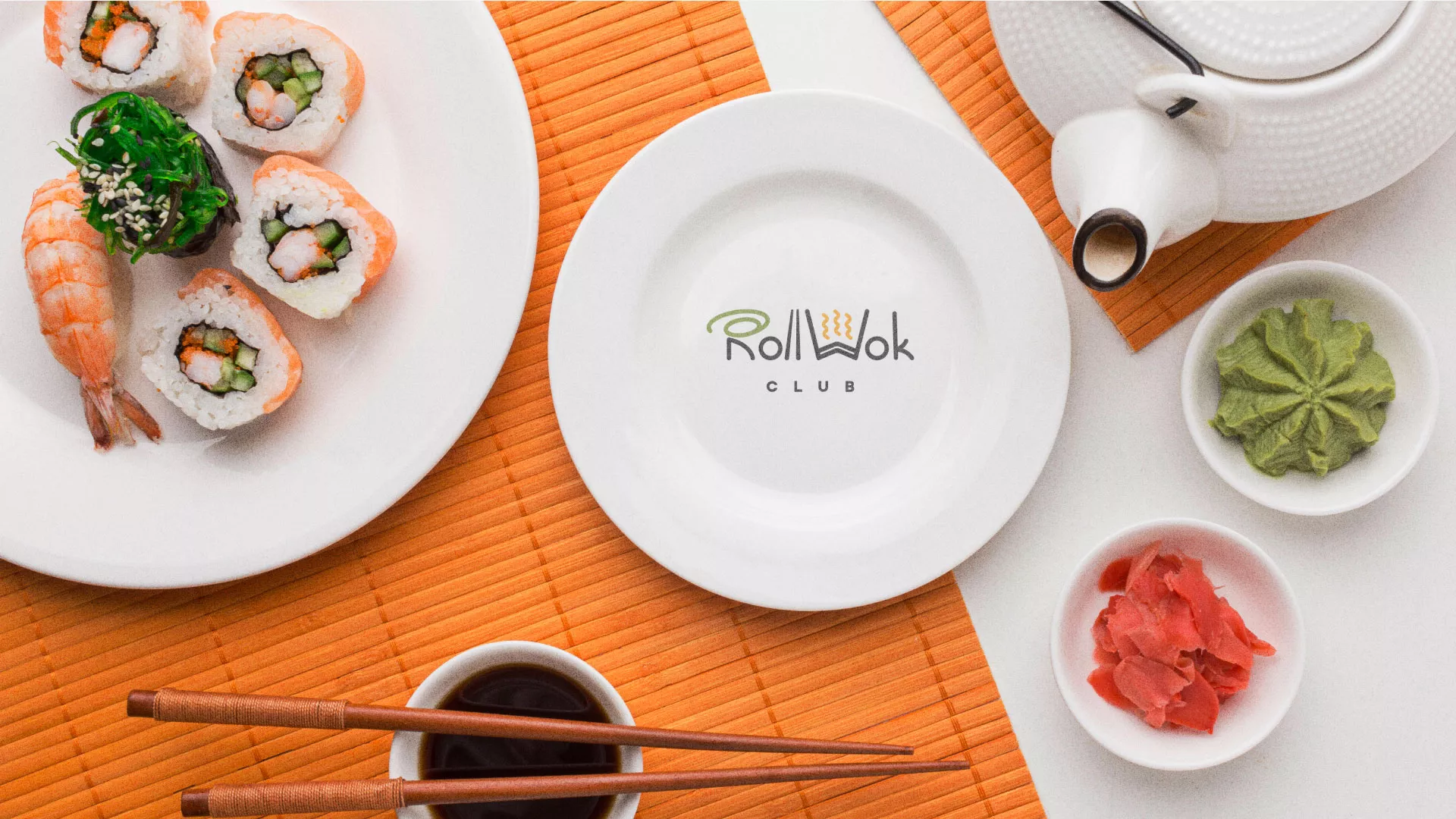 Разработка логотипа и фирменного стиля суши-бара «Roll Wok Club» в Темрюке