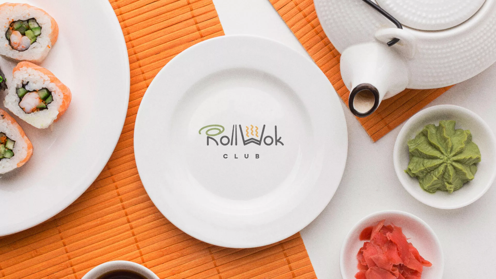 Разработка логотипа и фирменного стиля суши-бара «Roll Wok Club» в Темрюке
